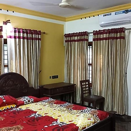 Happy Homes Tiruvalla Exterior foto
