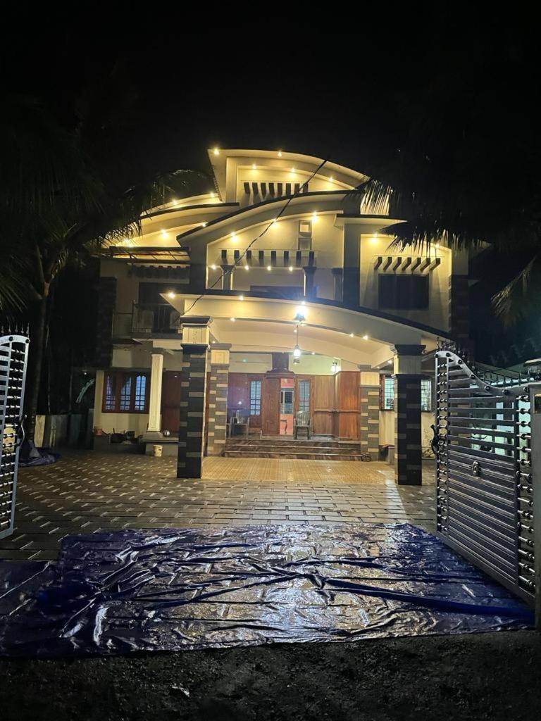 Happy Homes Tiruvalla Exterior foto